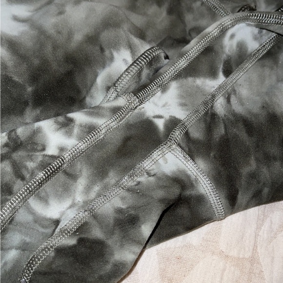 Lululemon leggings - Picture 3 of 3